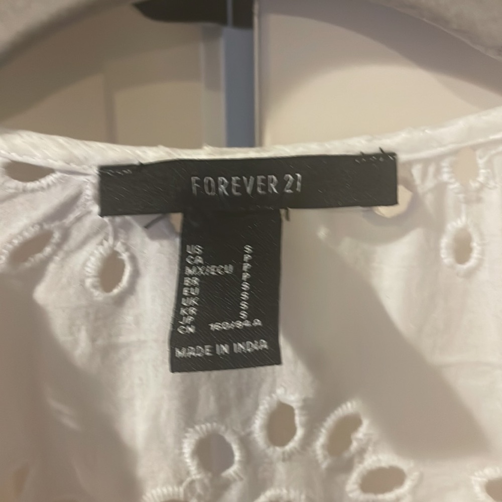 Forever21 cover up Sz S white - Picture 2 of 6